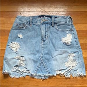Hollister denim skirt size 23 or 00